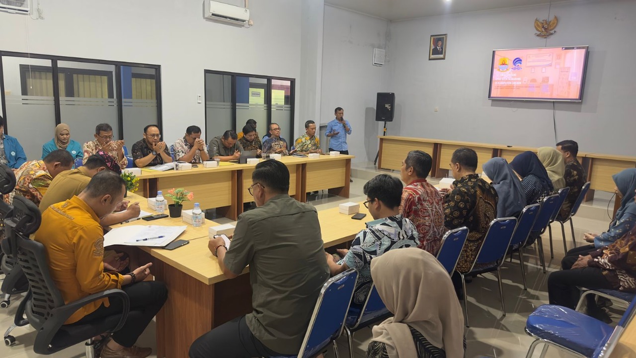DISKOMINFO Kota Semarang dan Pansus DPRD Kunjungi DISKOMINFO Kabupaten Cirebon